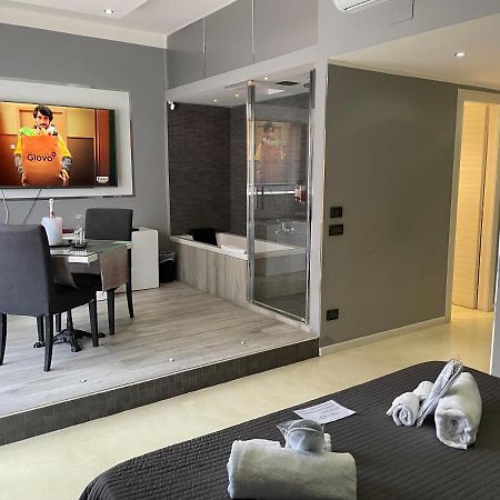 Gardenia Luxury Room Pescara Eksteriør bilde