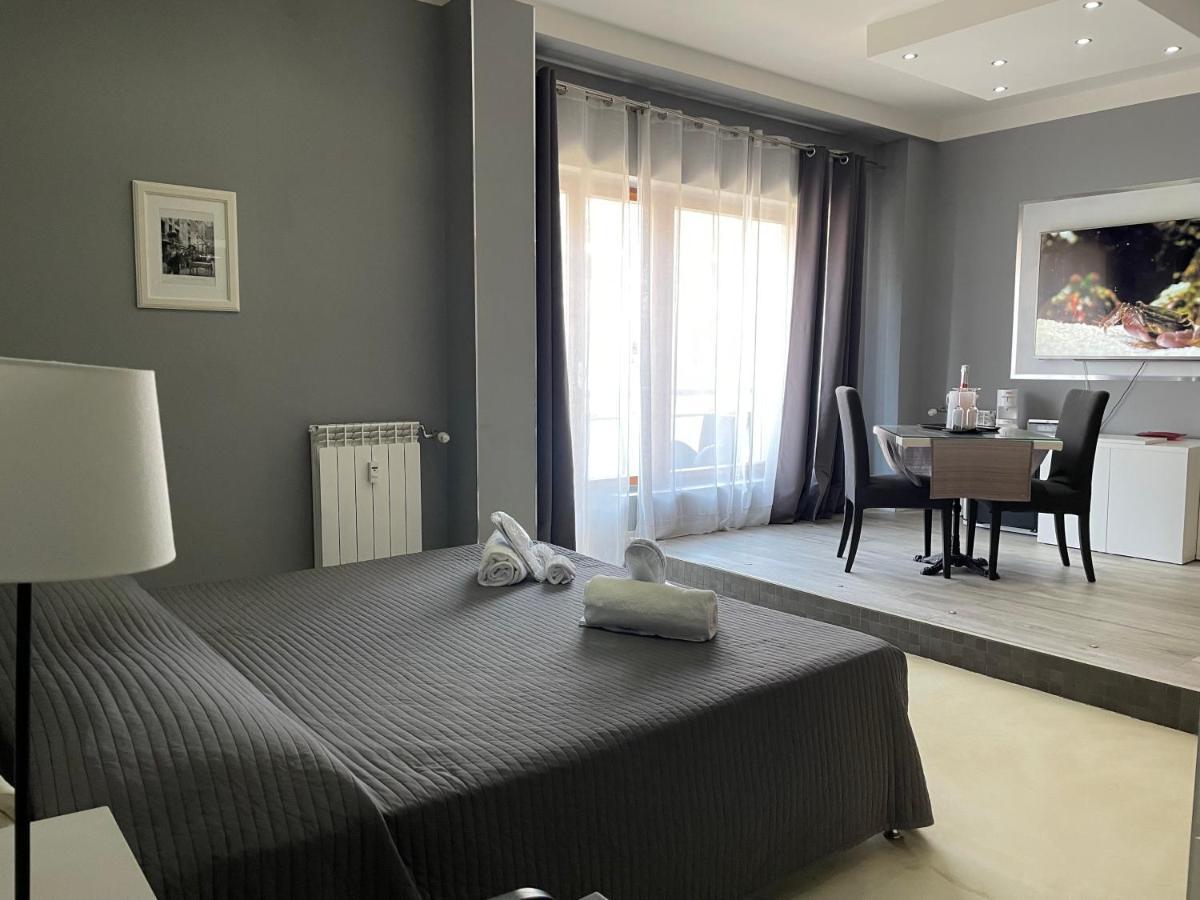 Gardenia Luxury Room Pescara Eksteriør bilde